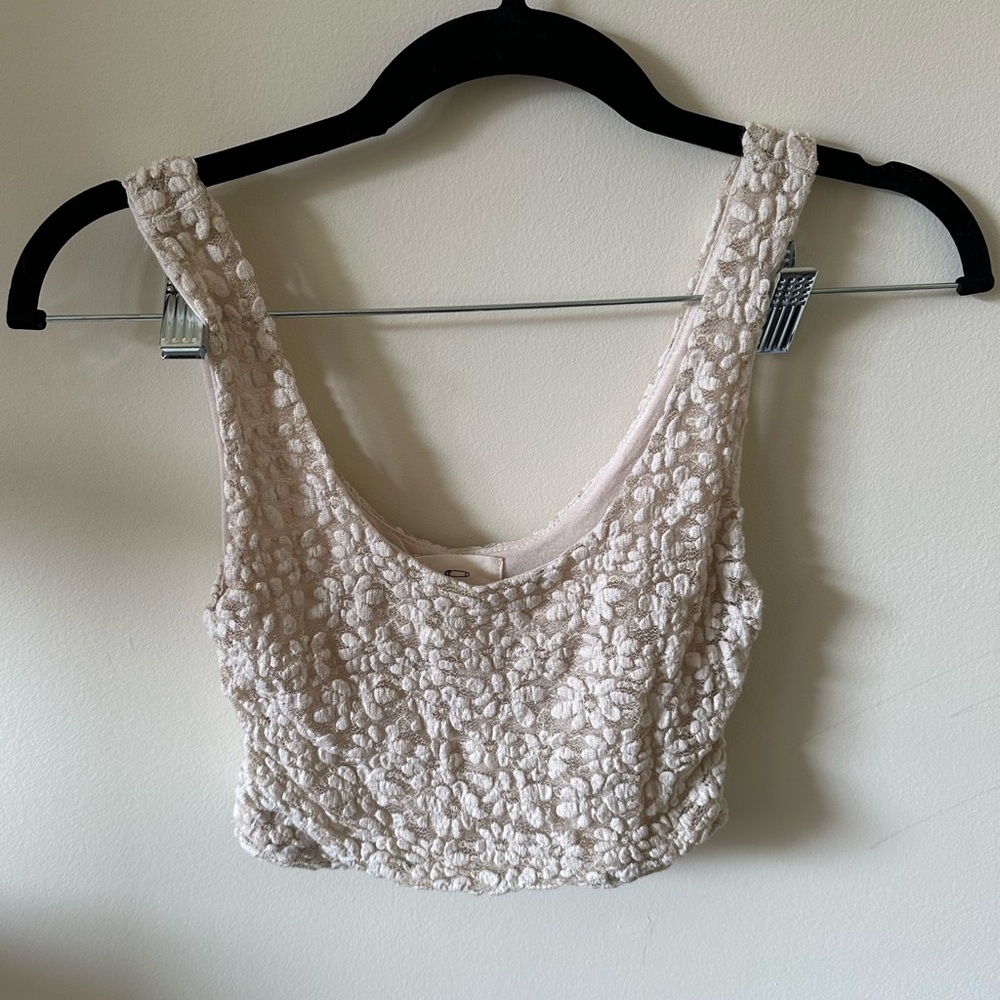 Urban crop top tank top